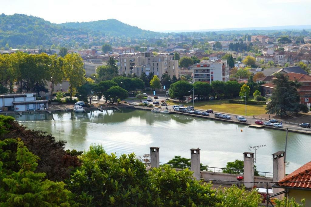 Villa Saint Vincent Agen Bagian luar foto